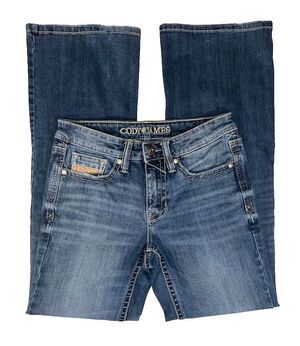 Cody James Women's Western Jeans 28x32 Mid Rise Beautifully Detailed Cowgirl